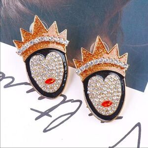 Evil queen rhinestone earrings​